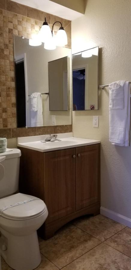 Sierra Crossing Motel Bloomington Екстер'єр фото