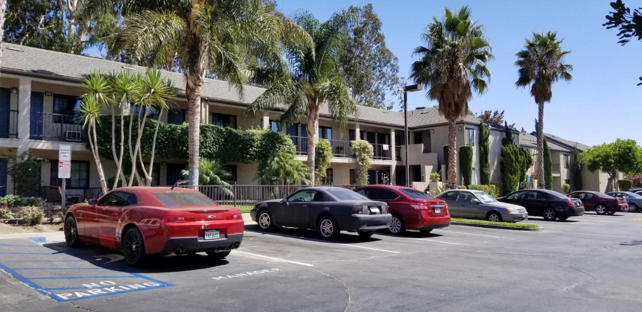 Sierra Crossing Motel Bloomington Екстер'єр фото